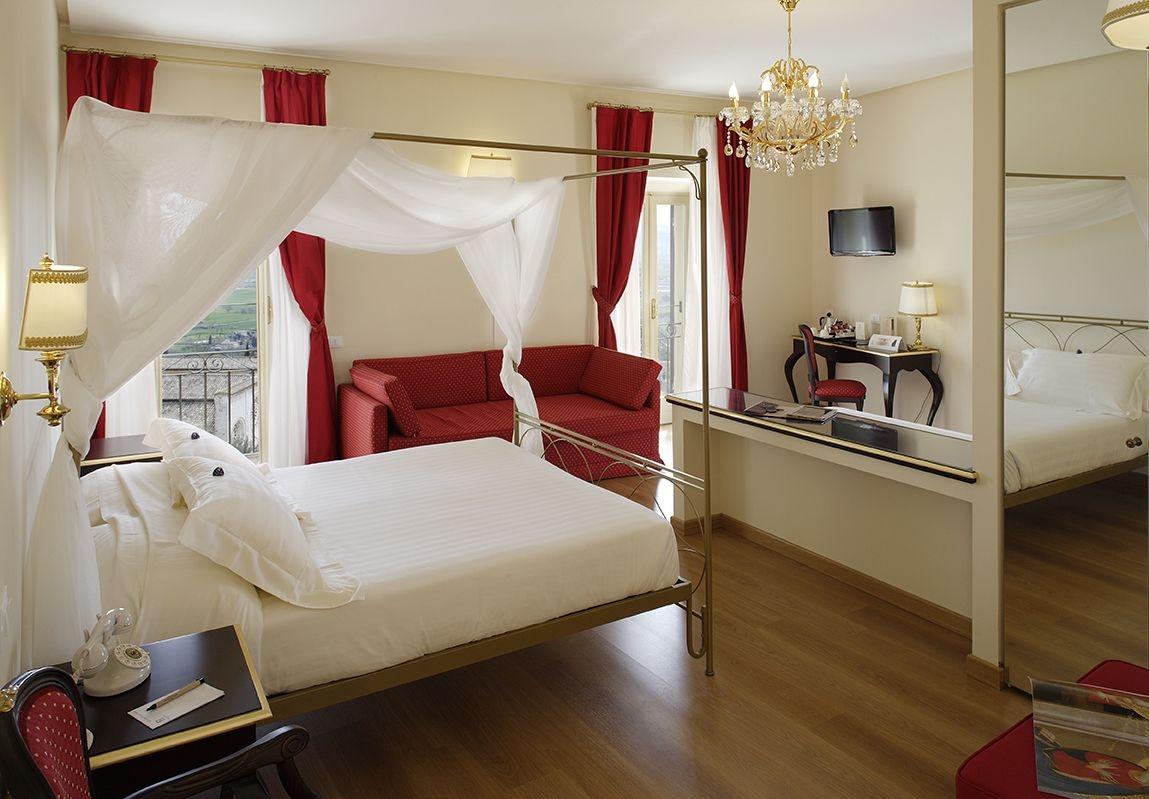 จอตโต โฮเต็ล แอนด์ สปา Hotel อัสซิซี ภายนอก รูปภาพ