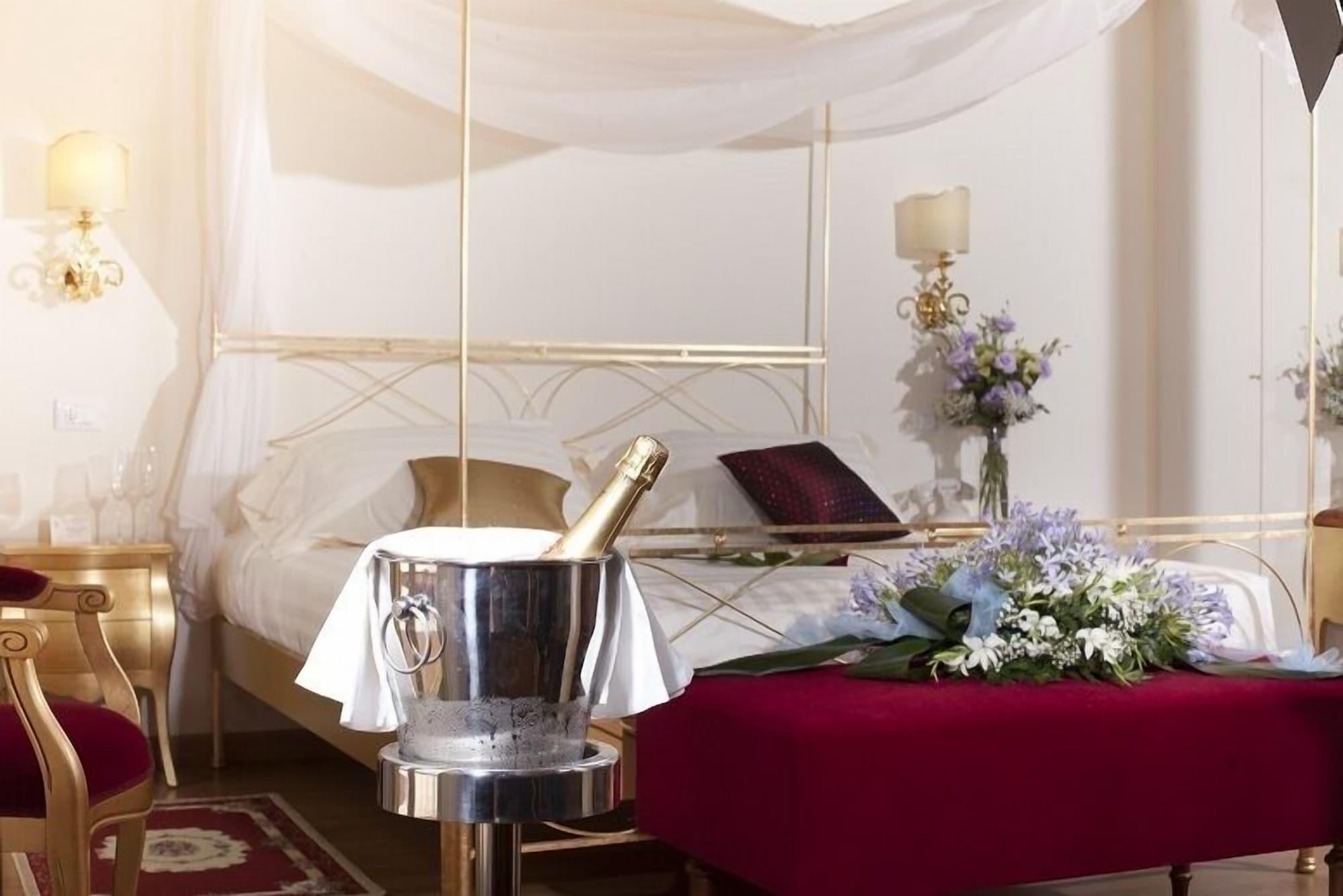 จอตโต โฮเต็ล แอนด์ สปา Hotel อัสซิซี ภายนอก รูปภาพ